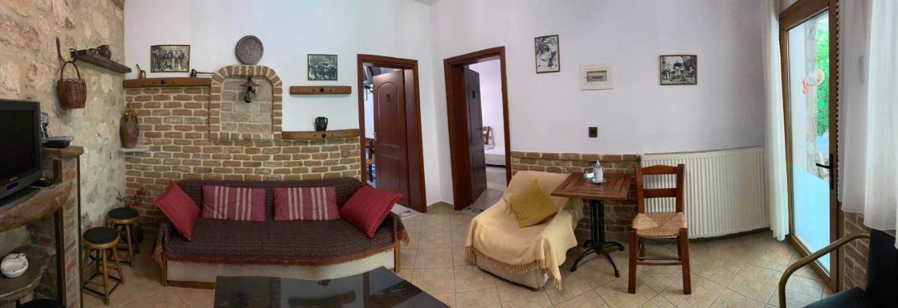 Apartament Alexandros Káto Loutrákion Zewnętrze zdjęcie
